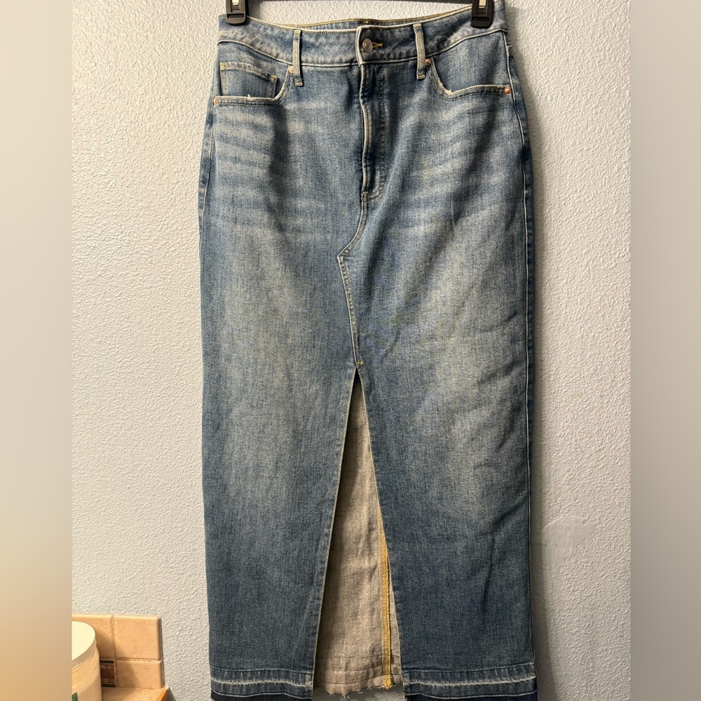 Express Blue Denim Skirt swot